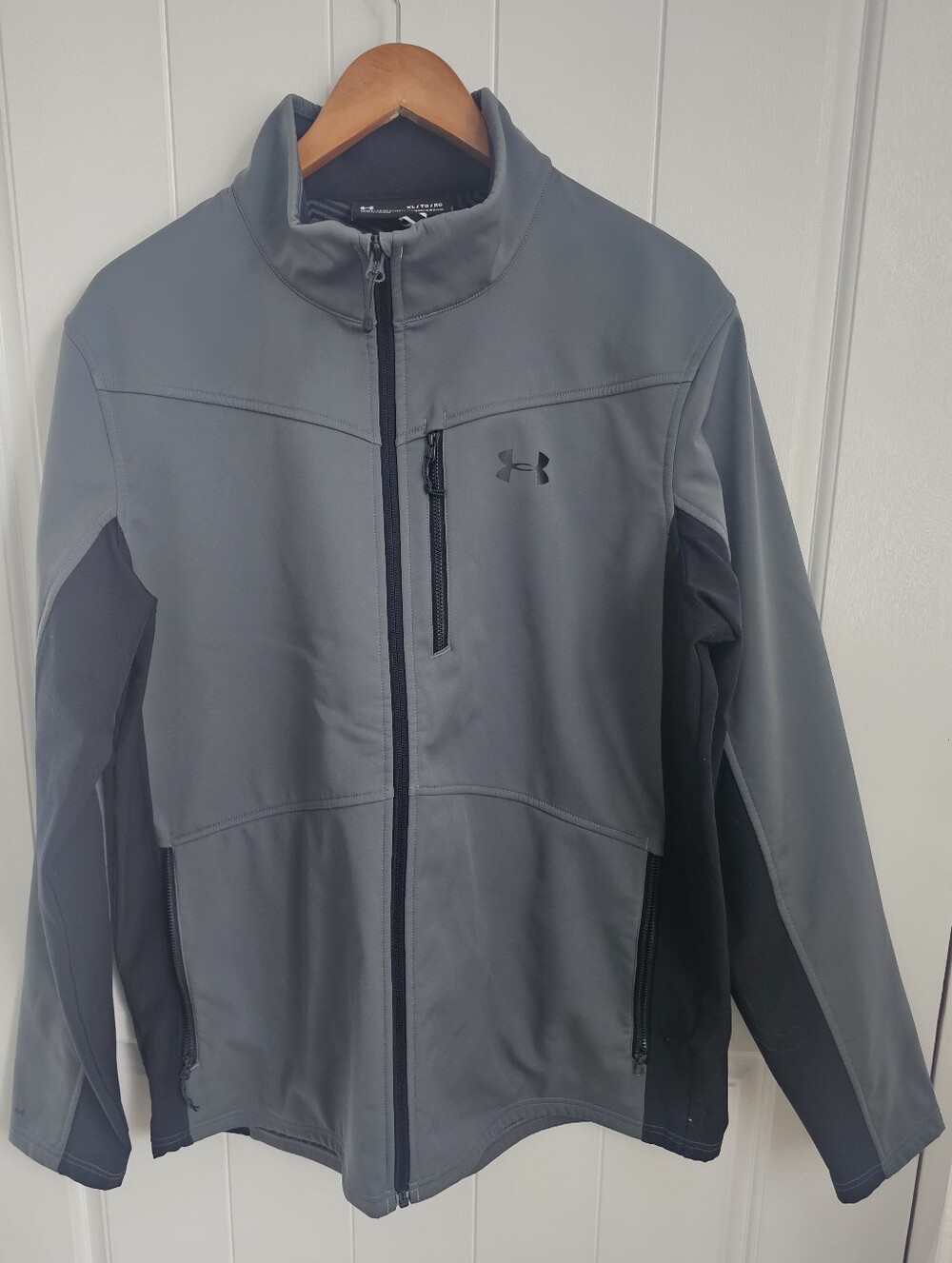 UNDER ARMOUR Mens Stormgear ColdGear Infrared Gray & Black Jacket
